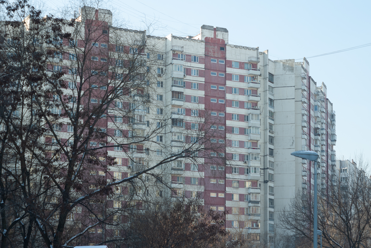 <<МНОГОКВАРТИРНЫЙ ДОМ>>)